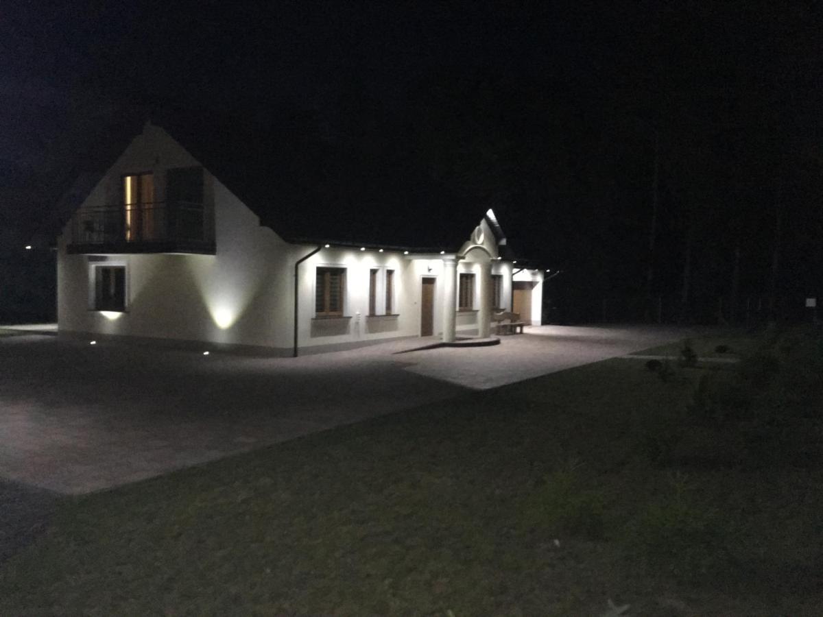Lesny Dworek Snochowice Exterior foto